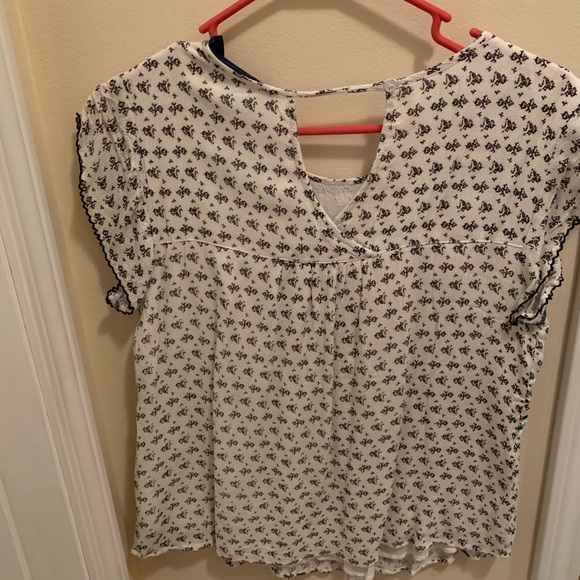 NWT Francesca’s - Picture 3 of 3